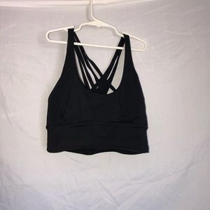 black lululemon sports bra
